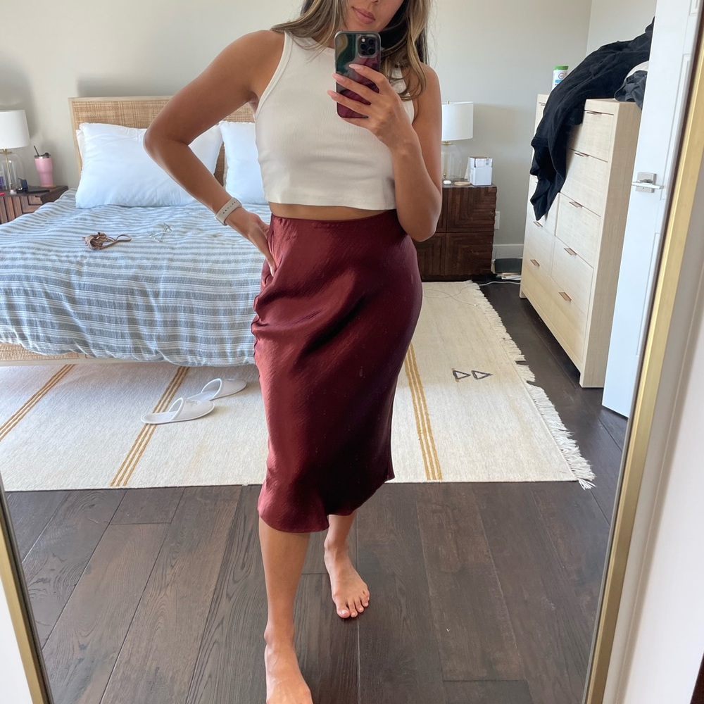 Maroon midi skirt